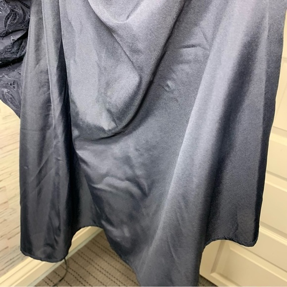 Vintage Navy Blue A Line Midi Skirt Eyelets Floral Embroider Sz 18 waist 38" - Picture 6 of 10